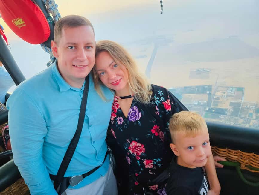 Dubai: Sunrise Hot Air Balloon Ride with Transfers - Key Points