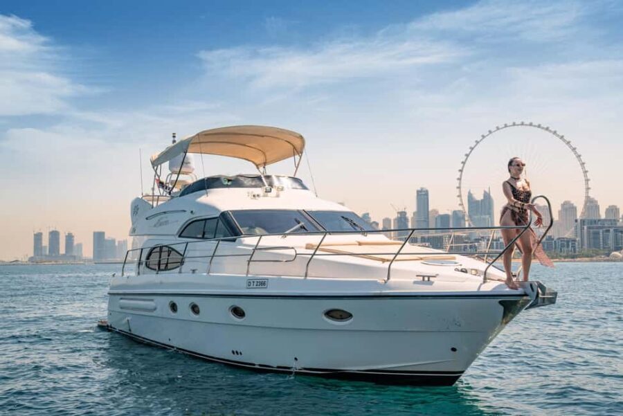 Dubai Yacht Tour - Boat Trip upto 12 guests Private event - What Sets This Yacht Tour Apart?