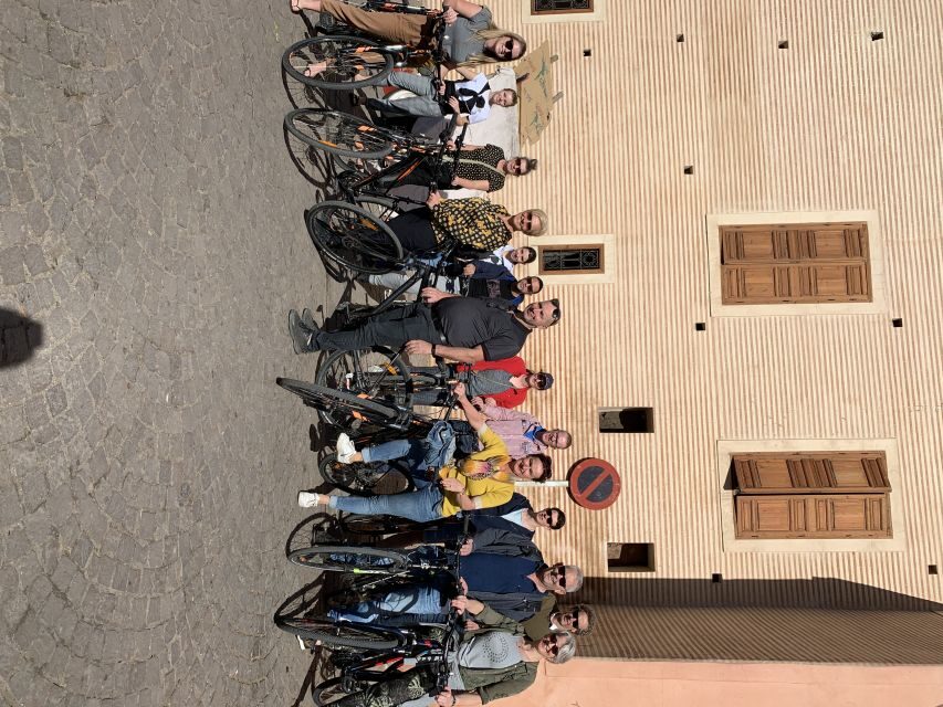 Dutch-language cycling tour through Marrakech. - The Value of the Tour
