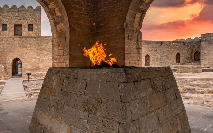 Fire, Mud & Culture: Full-Day Baku Highlights with Picnic - Why This Tour Works Well