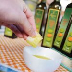 Flavours of our City Food Walk - Guides: The Heart of the Experience