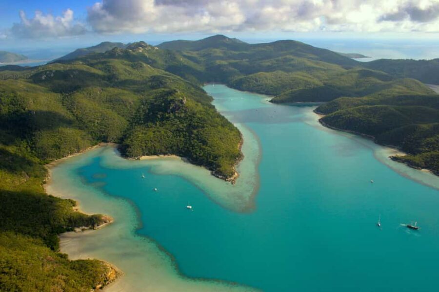 From Airlie Beach: Hook Island Cultural Tour, Sail & Snorkel - The Experience on Lady Enid