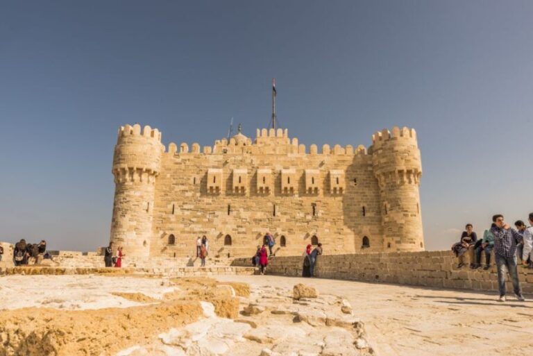 From Alexandria: Full-Day Guided Tour of Historical Sights - Transportation and Group Experience
