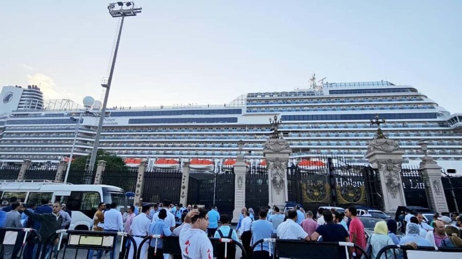 From Alexandria Port: Giza Pyramids & Sakkara Private Tour. - Final Reflection: Who Is This Tour Best For?