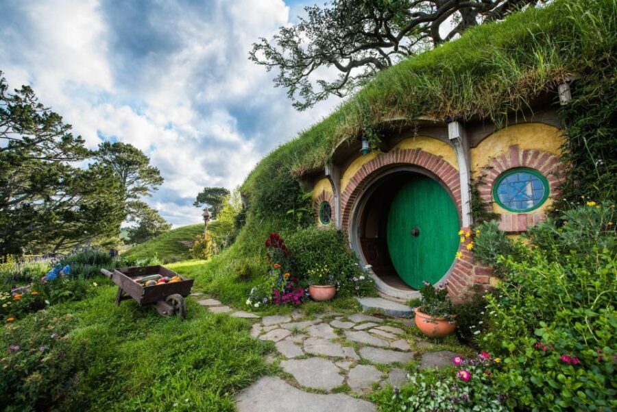 From Auckland: Lord Of The Rings Hobbiton Day Tour - A Closer Look at the Hobbiton Day Tour Experience