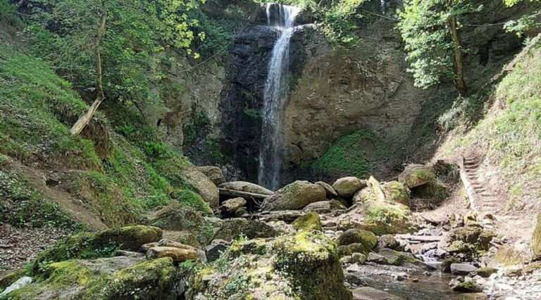 From Baku: Astara Day Trip with Sim Waterfall Hike - Practical Details and Tips