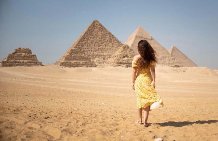 From Cairo: Half-Day Tour to Pyramids of Giza and the Sphinx - How the Guides Make a Difference