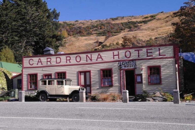 From Christchurch: 2 day tour to Queenstown via Franz Josef - The Itinerary Breakdown
