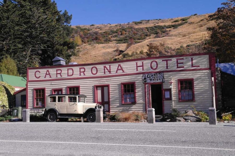 From Christchurch: 2 day tour to Queenstown via Franz Josef - The Itinerary Breakdown