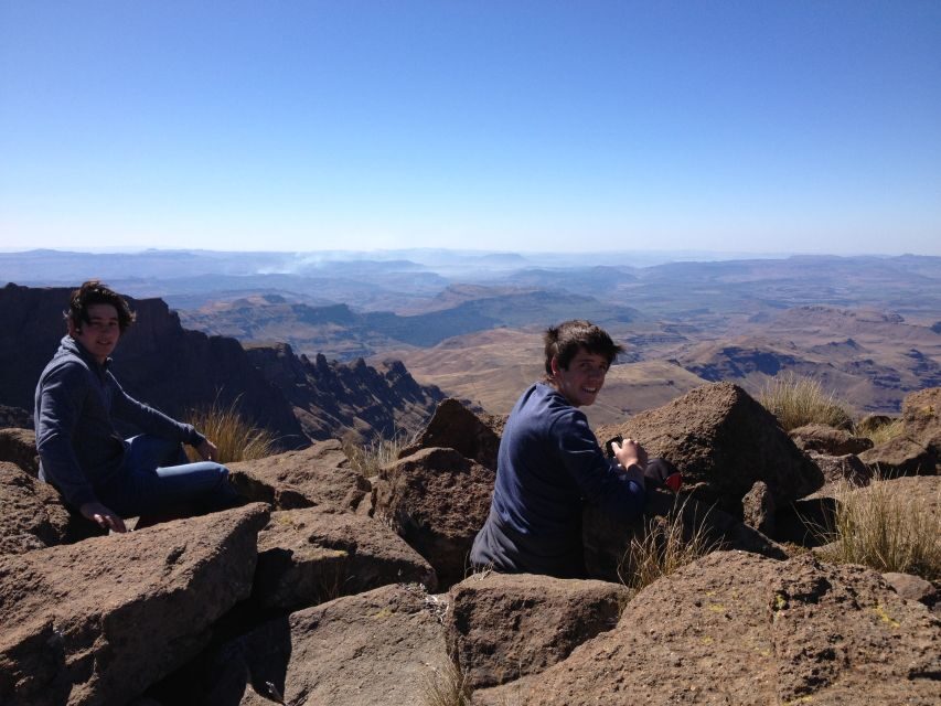 From Himeville: Hodgson's Peaks and Drakensberg Hiking Tour - Crossing into Lesotho: The Sani Pass