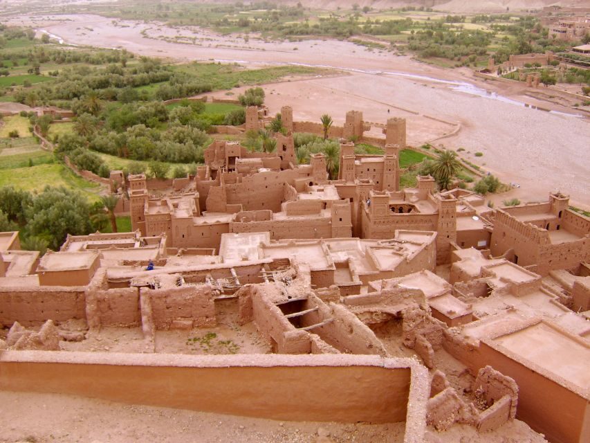 From Marrakech: Ait Benhaddou and Atlas Mountains Day Trip - Transportation and Group Size
