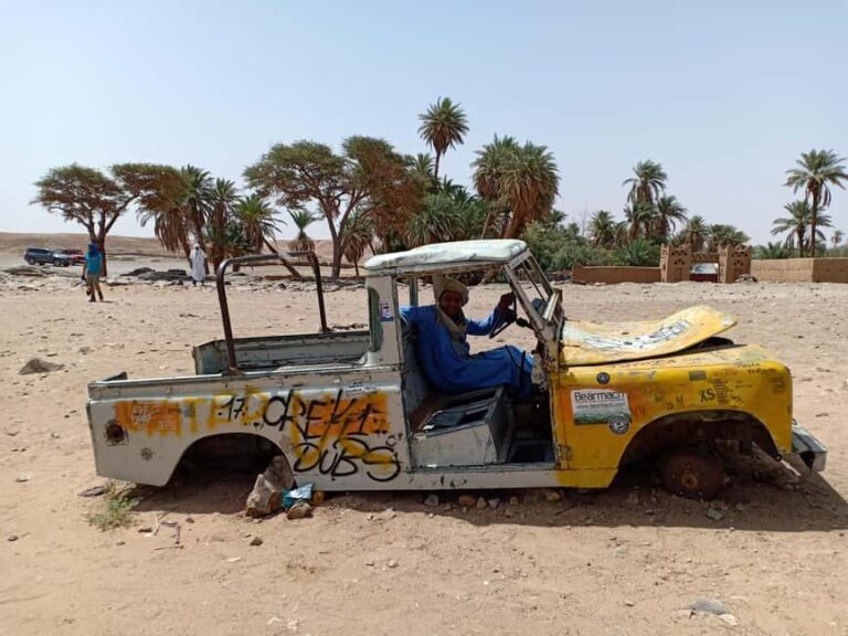 FROM M'HAMID: Overnight Desert Tour to Erg Chigaga 4x4 Camel - What’s Included and What’s Not?