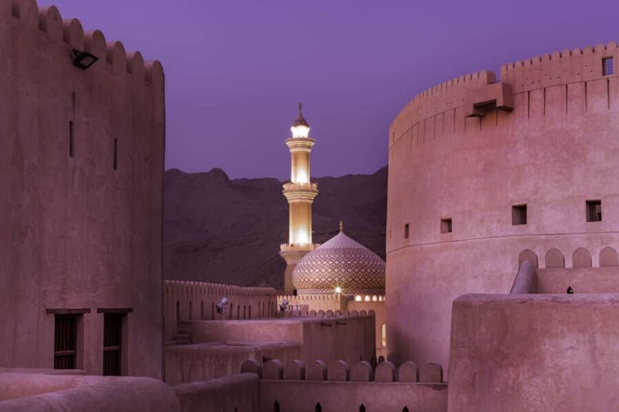 From Muscat: Nizwa Guided Tour with Optional Overnight Stay - Detailed Breakdown of the Itinerary