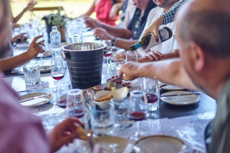 From Perth: Swan Valley Winery Tour - A Closer Look at the Swan Valley Winery Tour
