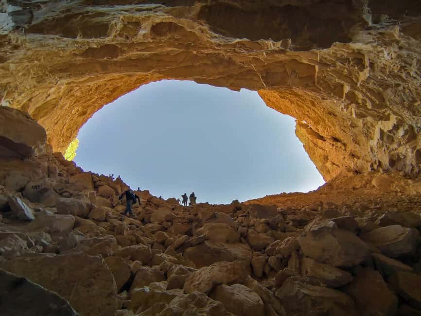 From Riyadh: Heet Cave & Red Sand dunes - The Itinerary Breakdown