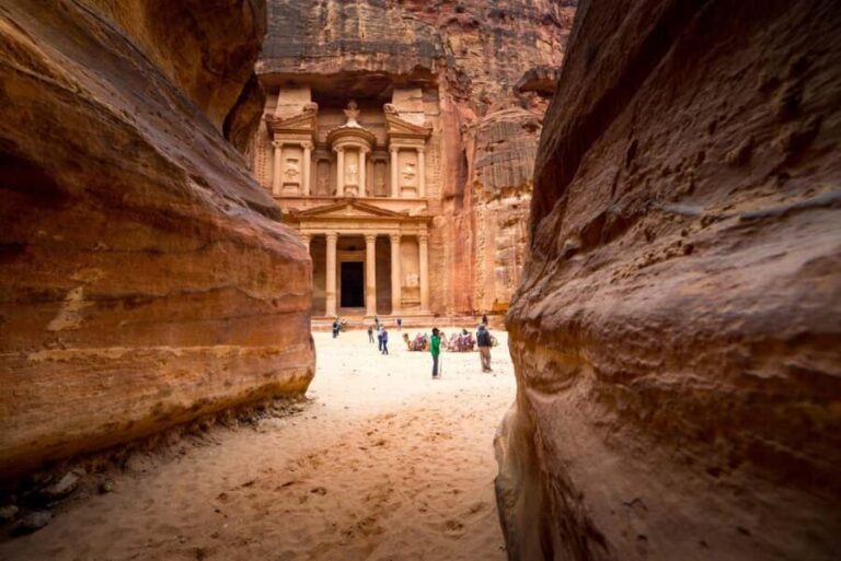 From Tel Aviv: Petra 1-Day Guided Tour with Transfers - What Travelers Love About This Tour