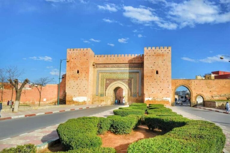 Full-Day Cultural Tour From Fes: Explore Volubilis & Meknes - Detailed Breakdown of the Itinerary