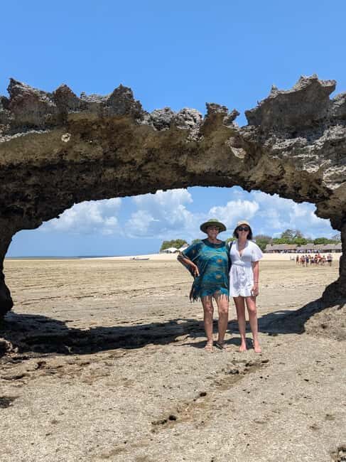 Full Day Safari Blue and Lagoon With SeaFood BBQ - Island Hopping and Scenic Stops