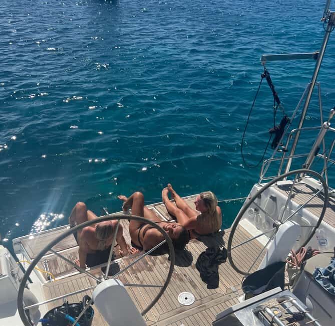 Full day sailing boat in Sal, Cape Verde:taste the Atlantic! - Wildlife Encounters and Marine Life