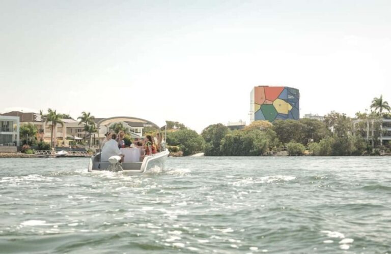 Gold Coast: Electric Picnic Boat Rental From Isle of Capri - The Experience: What You Can Expect