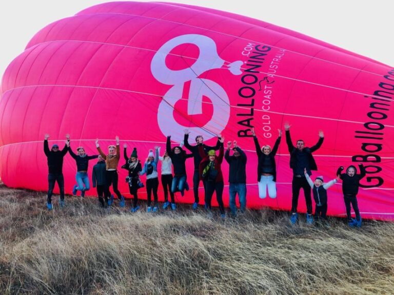 Gold Coast: Hot Air Balloon Flight with Buffet Breakfast - What the Reviews Say