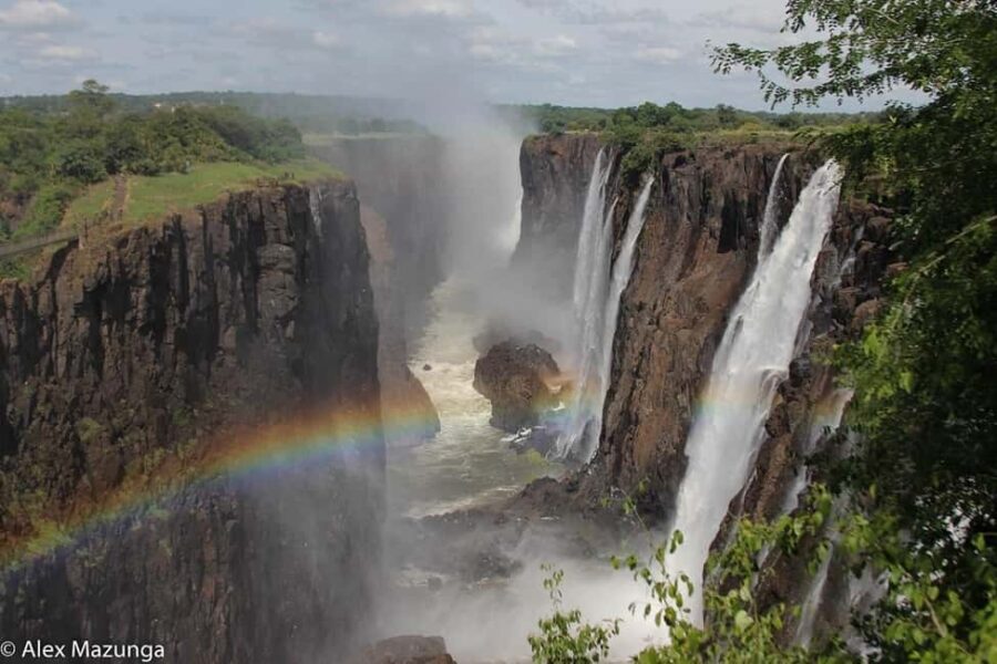 Guided Tour of The Falls - What to Expect on the Guided Tour of Victoria Falls