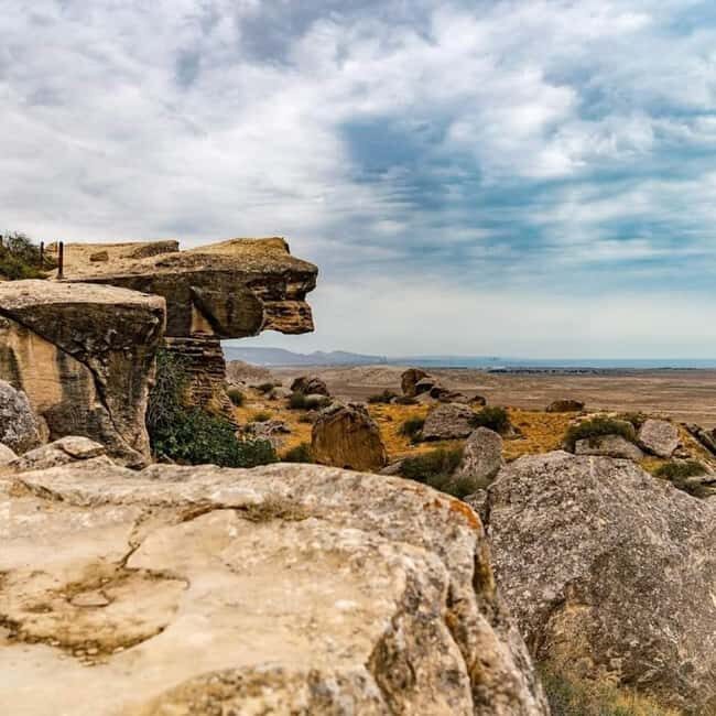Half-Day Gobustan & Mud Volcanoes Tour - Discovering Azerbaijan’s Geological and Historical Treasures