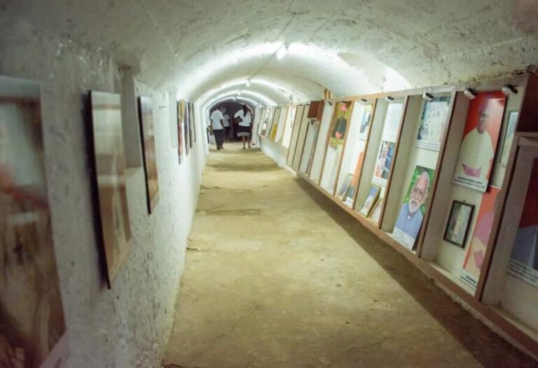 Half day Mombasa Guided Religious Tour with deep insights - A Closer Look at the Tour Experience