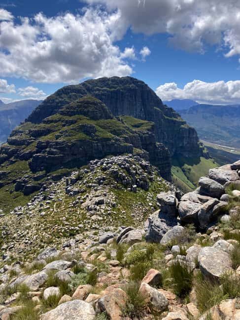 Helderberg West Peak: Scenic Cape Winelands Guided Hike - Introducing a Unique Outdoor Experience in the Western Cape