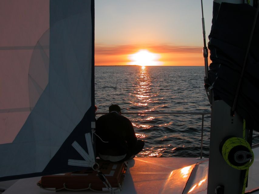 Hervey Bay Champagne Sunset Sail - The Itinerary: What’s Included?