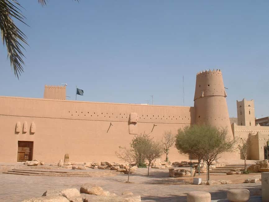 Historical City Full Day Guided Tour - Additional Tips for Travelers