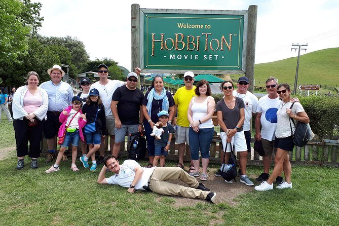 Hobbiton Transport & Tauranga Highlights Excursion from Tauranga - Exploring the Hobbiton Experience