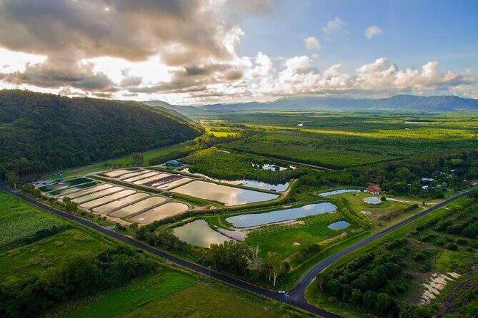 Hook-a-Barra Gourmet Farm Tour - Who Should Book This Tour?