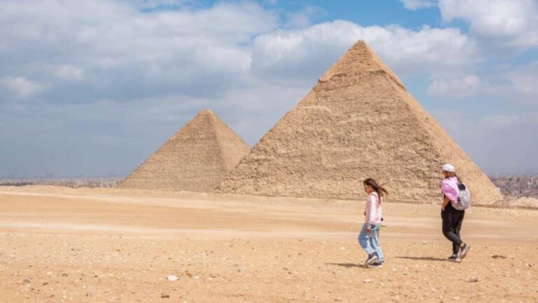 Hurghada: Cairo Highlights Day Tour with Pickup & Flight - Transportation and Practical Details