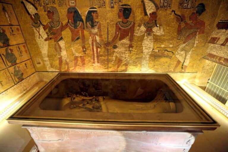 Hurghada: Luxor Highlights & King Tut Tomb Tour with Lunch - A Closer Look at the Itinerary and Experience