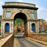 Johannesburg: Private Walking Tour with a Local - Guides You Can Expect to Meet