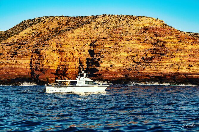 Kalbarri Sunset Cruise along the Coastal Cliffs - The Atmosphere and Vibe on Board