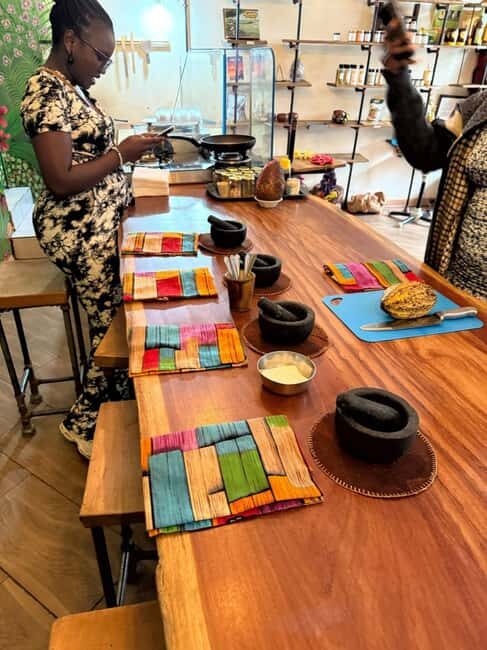 Kampala: Hands-On Chocolate Making Experience - A Closer Look at the Experience