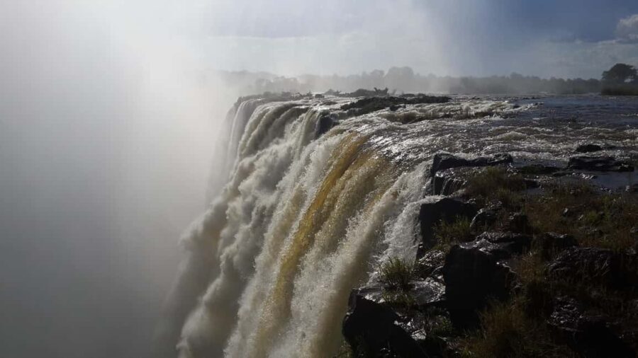 Livingstone: Victoria Falls Guided Tour with Transfers - The Value of This Tour