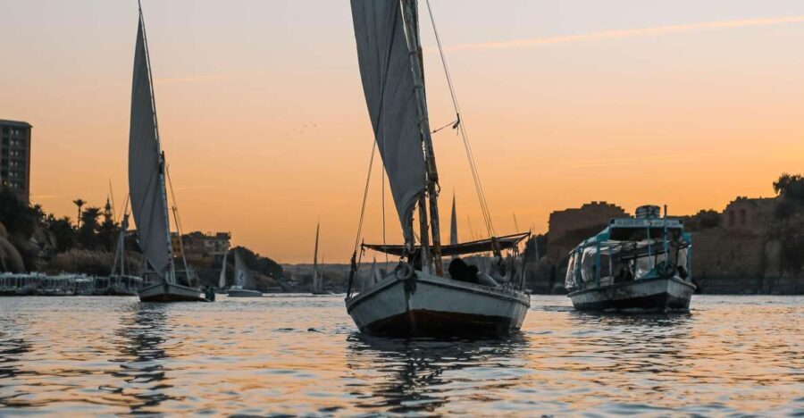 Luxor: Private Felucca Ride with Panoramic Nile Views - Authentic Egyptian Culture on the Water