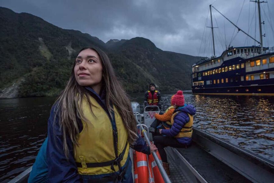 Manapouri: Doubtful Sound Overnight Cruise (2 Nights) - Arriving at Deep Cove and Boarding the Fiordland Vessel