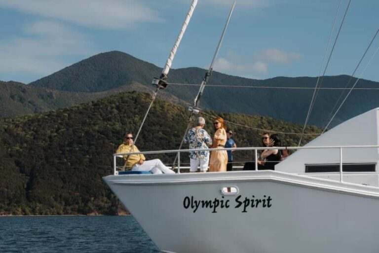 Marlborough: Full-Day Wine and Seafood Tour with Cruise - Who Is This Tour Best For?