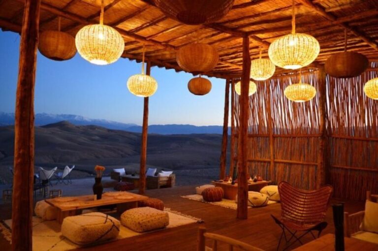 Marrakech: Agafay Desert Dinner and Sunset Camel Ride Trip - Dinner Under the Stars