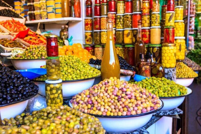 Marrakech: Bahia Palace, Secret Garden, Souk and Medina Tour - What Makes This Tour Stand Out