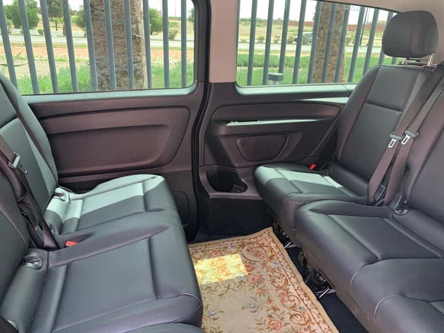 Marrakech: half-day Private van with driver at your service - What Reviewers Say