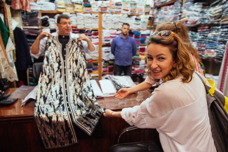 Marrakech: Private Souks Tour with Tea and Traditional Snack - What’s Included & Considerations