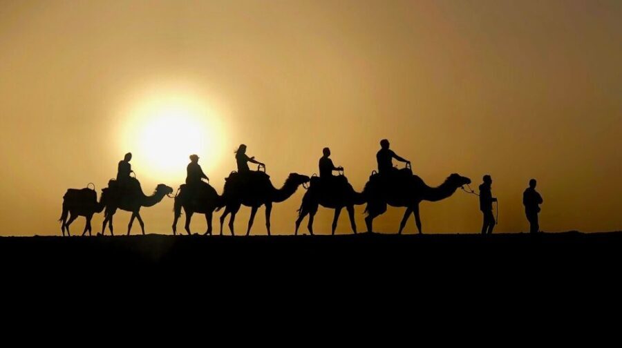 Marrakech: Quad Bike & Camel with dinner show & sunset - The Journey to the Agafay Desert