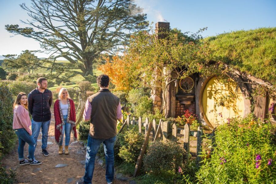 Matamata: Hobbiton Movie Set Guided Tour Ticket - How the Tour Is Structured