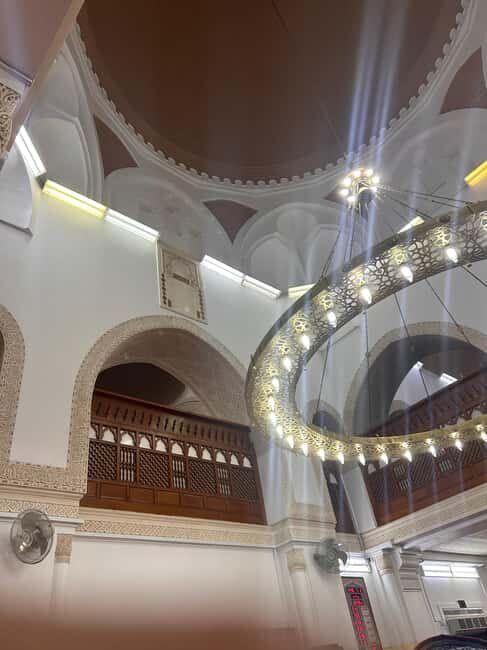 Medina: Ziyarat Sightseeing Tour - Authentic Experiences and Practical Insights