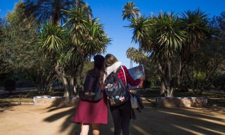 Melbourne: Great Ocean Road Day Tour - Transportation and Group Size
